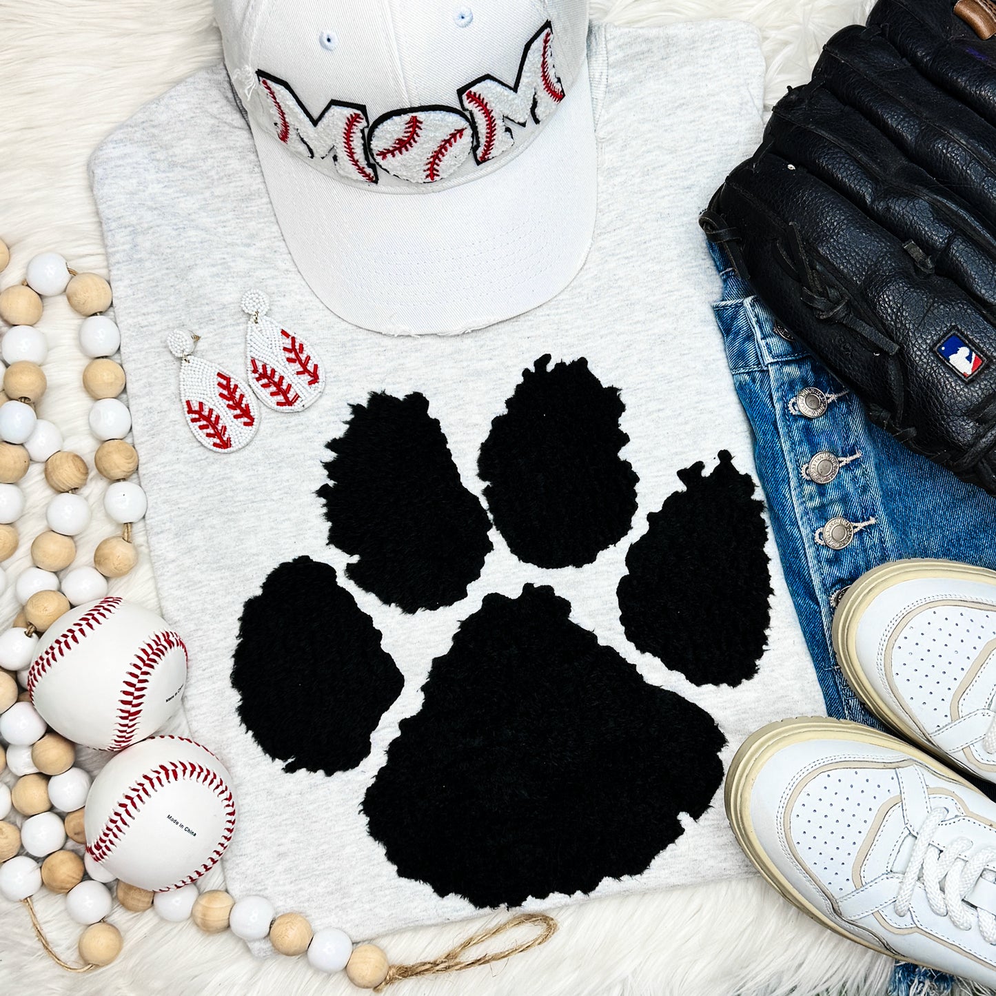 Paw Fluffy Tee