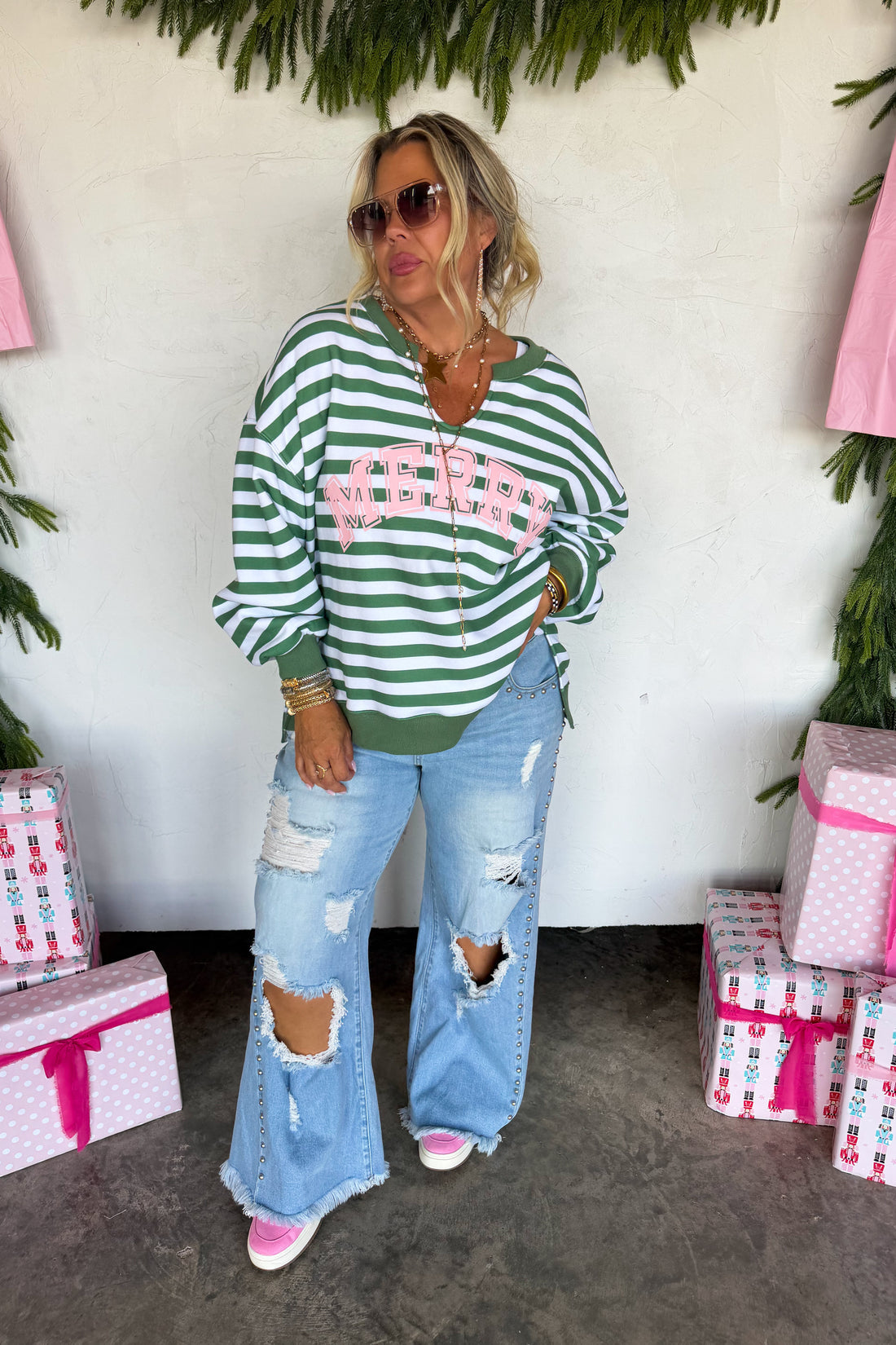 PREORDER- JOLLY & MERRY OVERSIZED PULLOVER