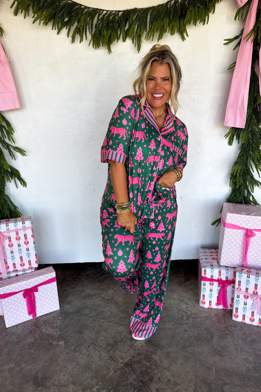 PREORDER- CHRISTMAS MORNING LUXE PJ SETS