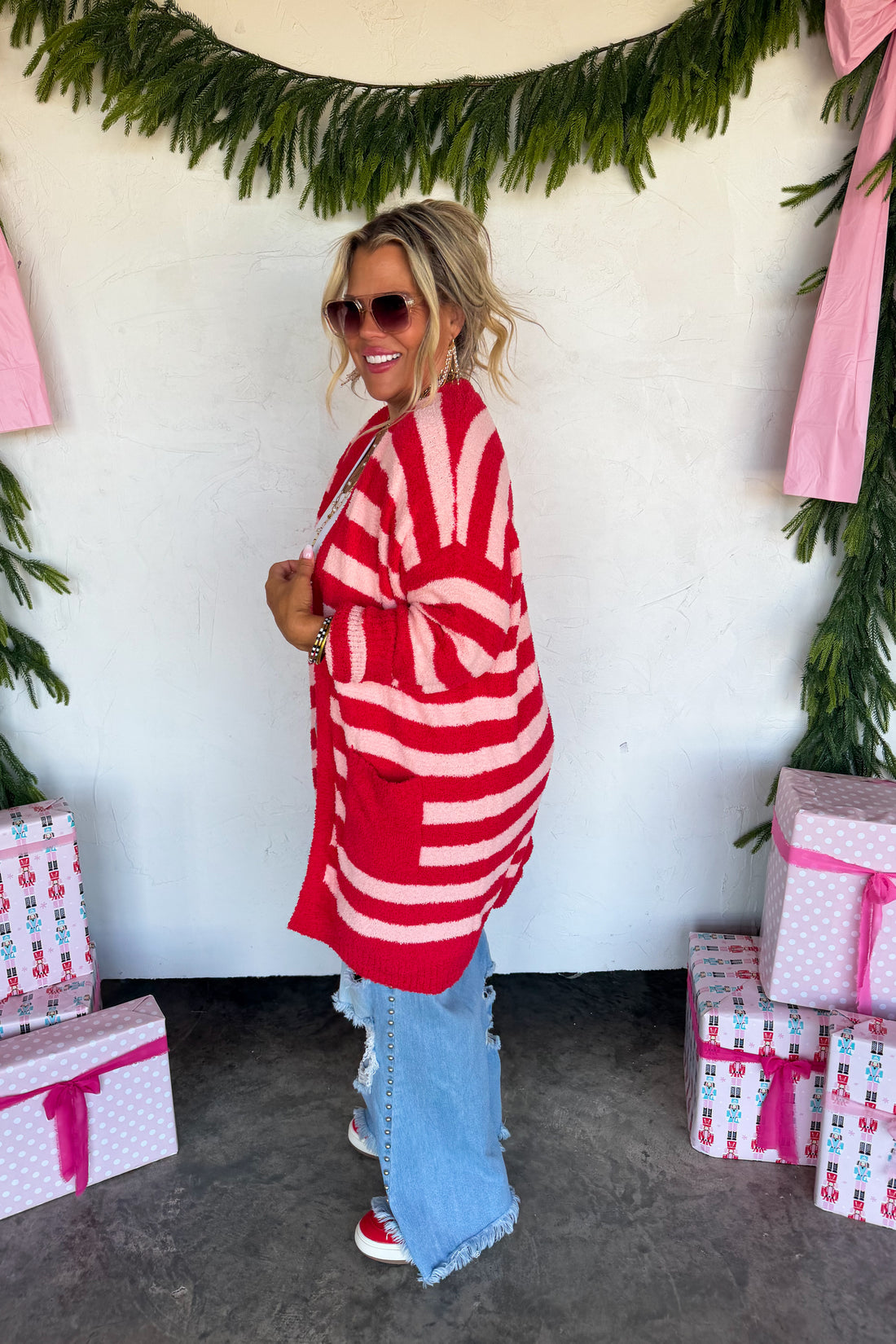 PREORDER- COZY CHRISTMAS CLOUD CARDIGAN