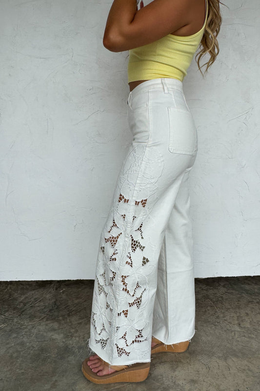 PREORDER- SUMMER FLORAL CHARM WIDE LEG JEAN