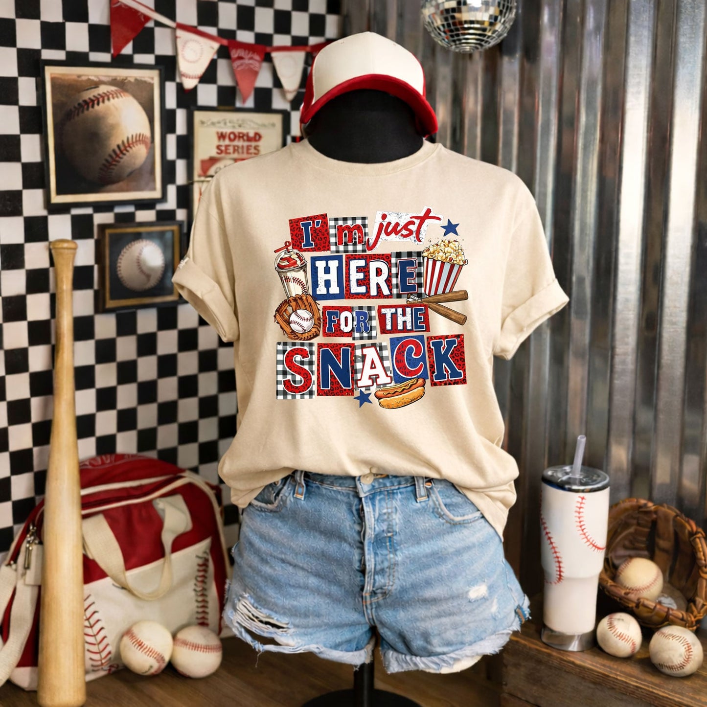Retro I'm Just Here For The Snack Tee