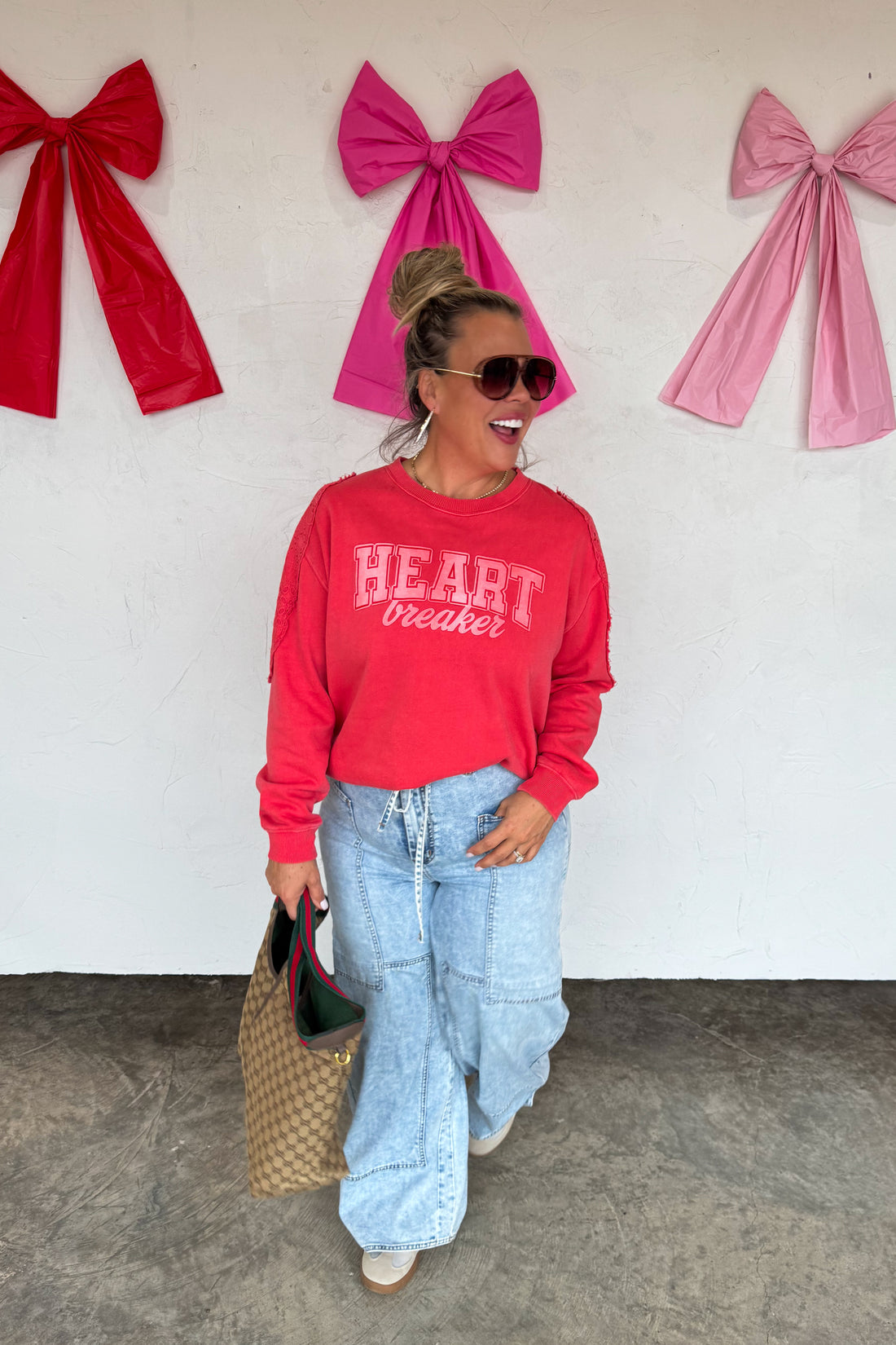 PREORDER- HEART BREAKER PULLOVER WITH LACE SLEEVE DETAIL