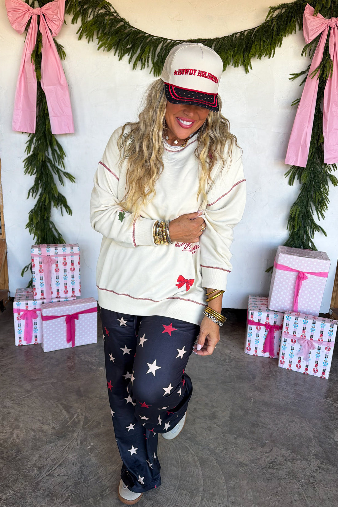 PREORDER- TIS’ THE SEASON PULLOVER