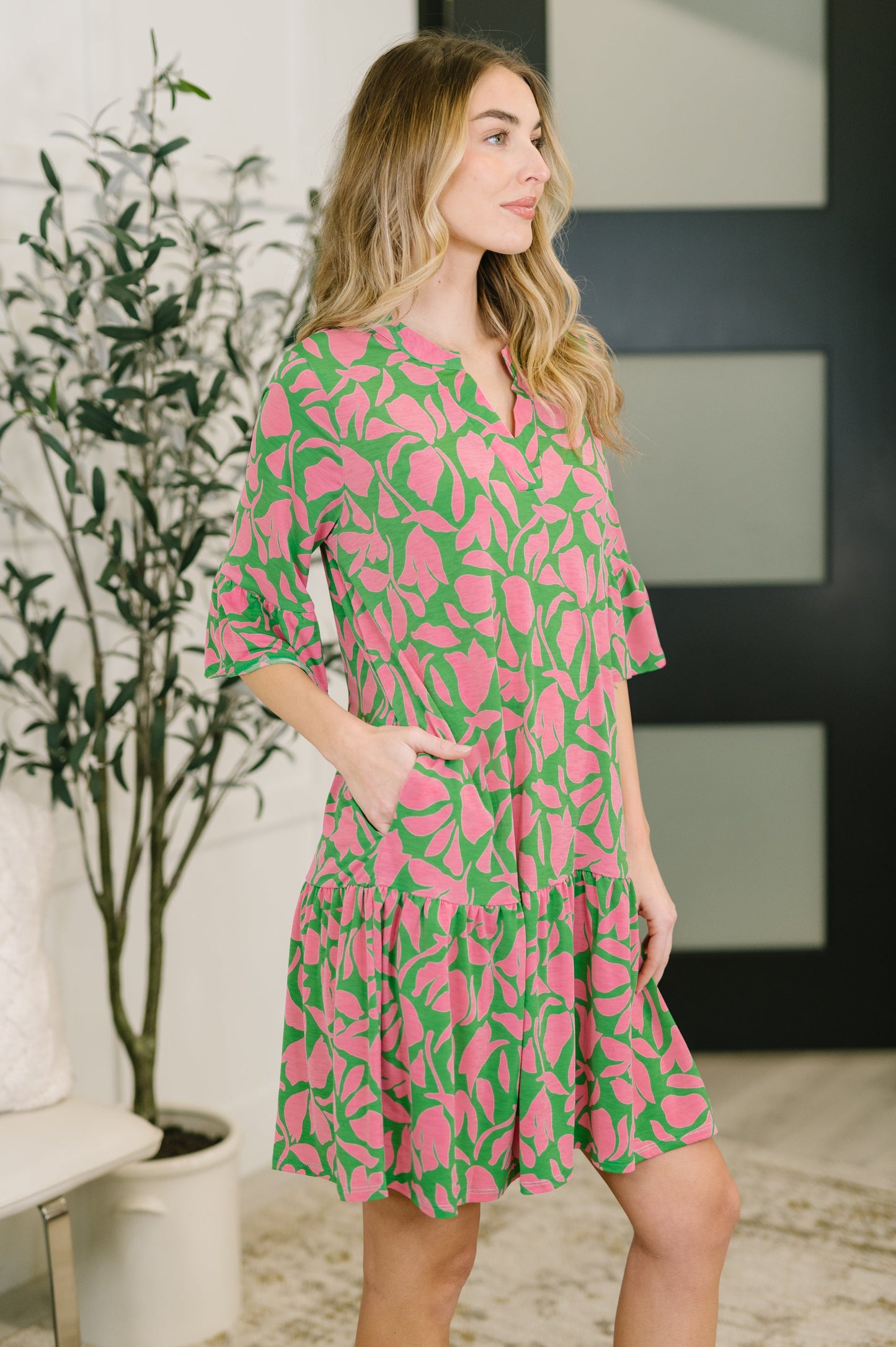 Lizzy Sunday Dress in Emerald Abstract Floral