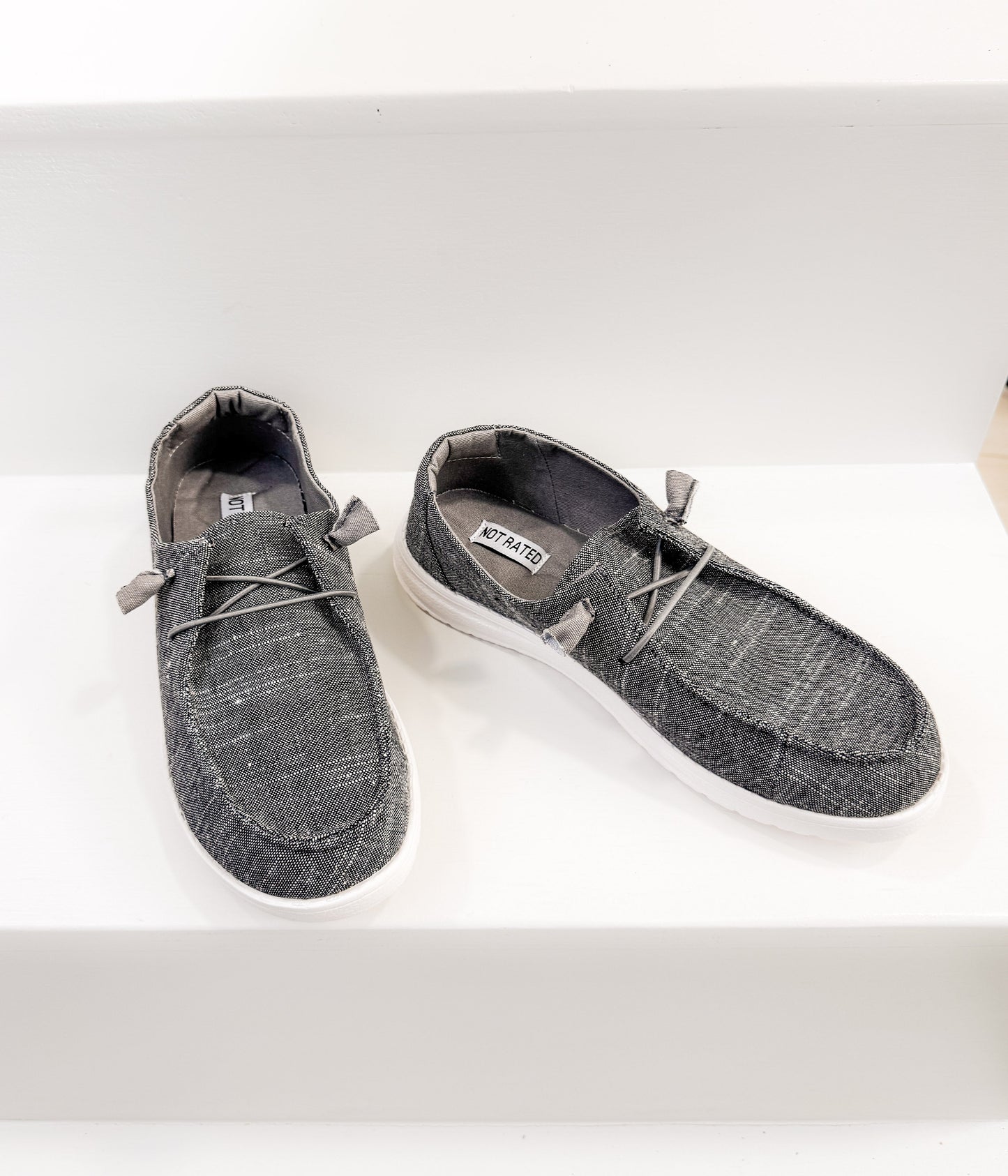 Maco Sneaker in Charcoal